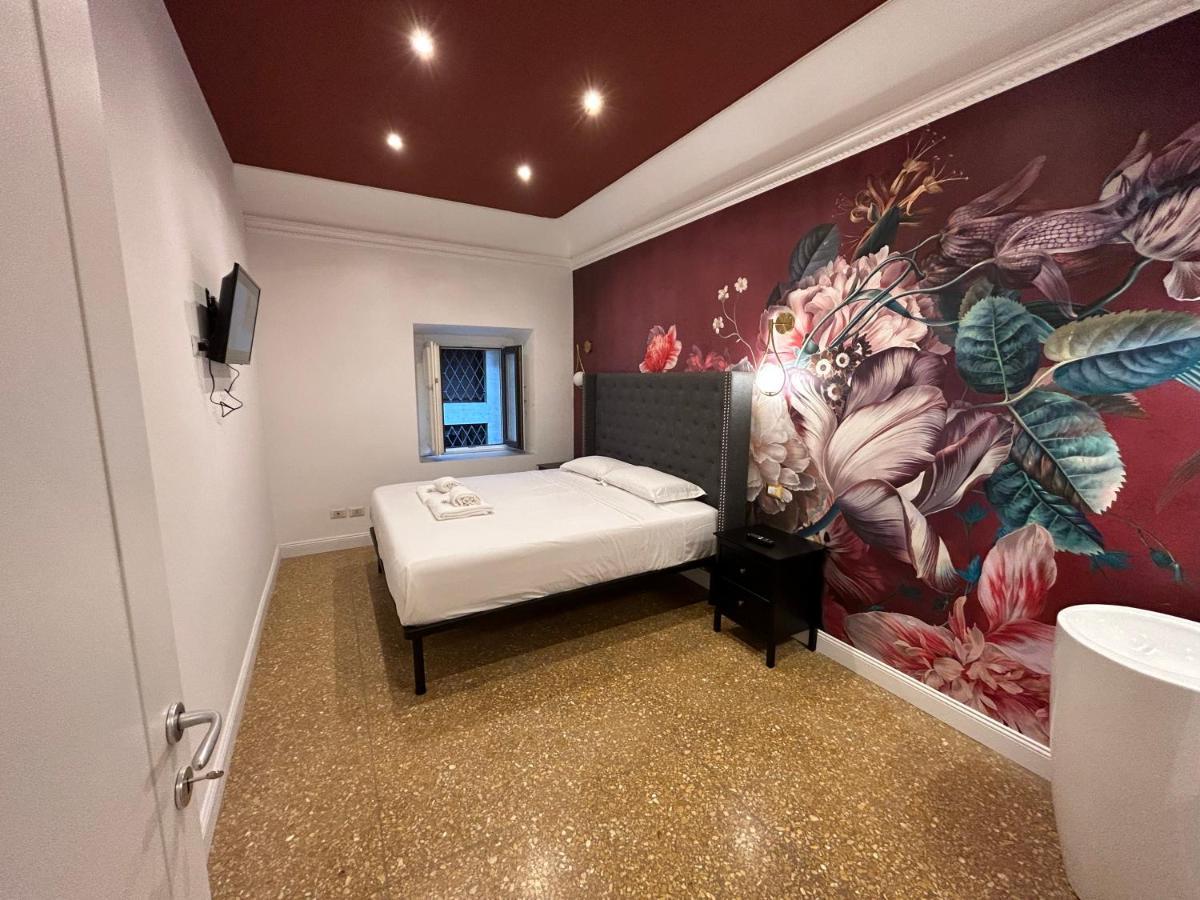 Raffaello'S Place Roma Exterior foto